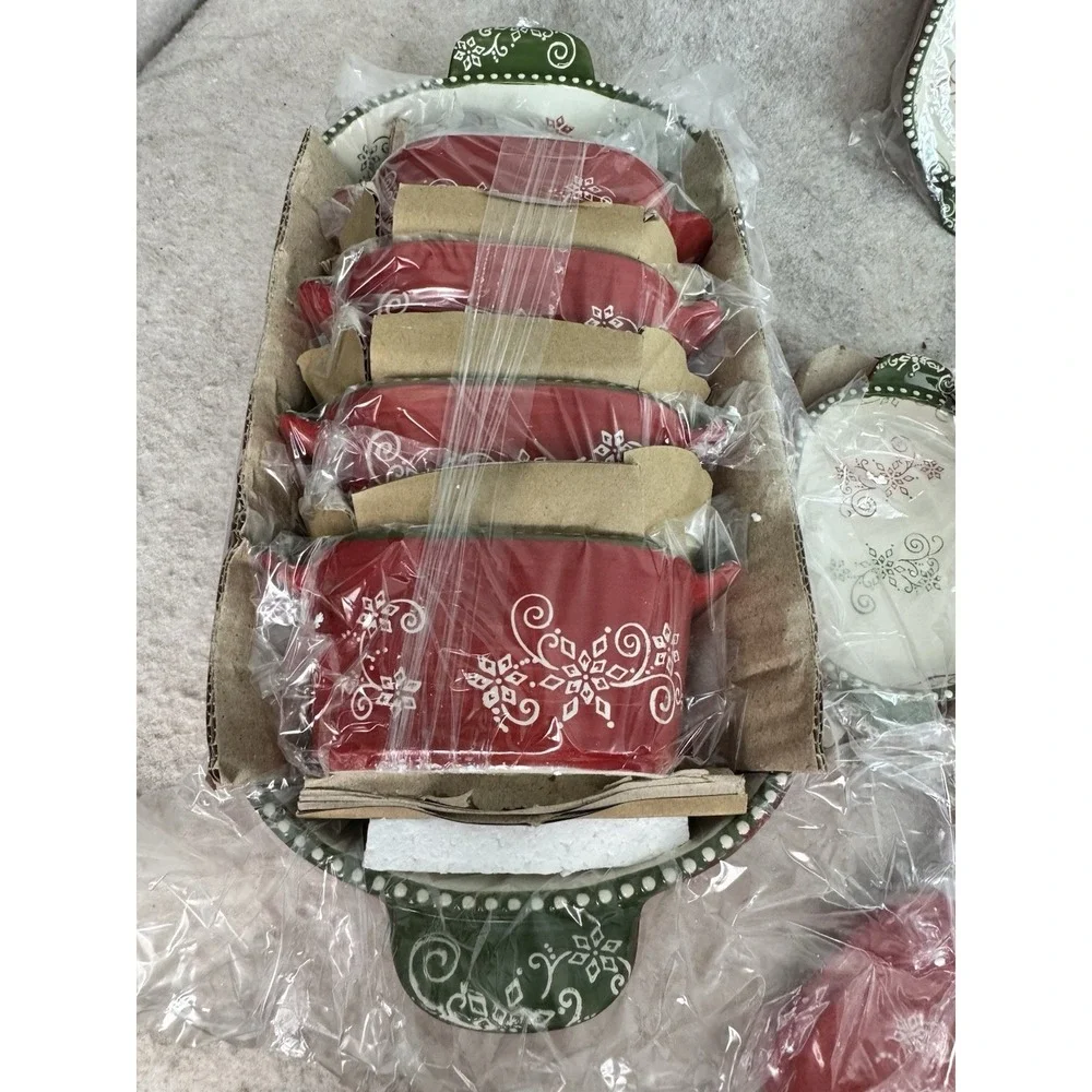 Snowflake‎ Temptation 24 Piece Baking Dish Set with Recipe Cards and Lids